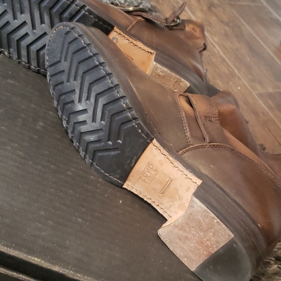 Frye Veronica short boots size 7 medium - Picture 3 of 4